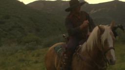 Anal das Luder am Lagerfeuer hart gebumst